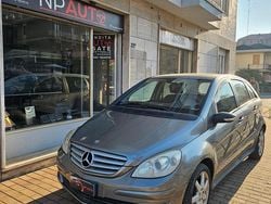 Grigio Usata 2006 Mercedes B180 Monovolume | 1499 € (Super prezzo)