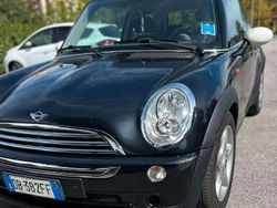 Nero Usata 2006 Mini Cooper Due volumi | 2400 € (Ottimo prezzo)