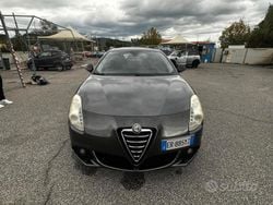 Grigio Usata 2013 Alfa Romeo Giulietta Distinctive Due volumi | 8500 € (Buon prezzo)