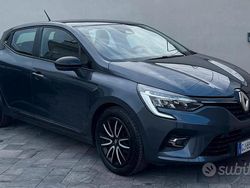 Usata 2022 Renault Clio V Zen Tre volumi | 11.500 € (Ottimo prezzo)