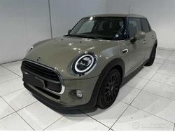 Verde Usata 2019 Mini ONE Due volumi | 18.200 € (Molto cara)