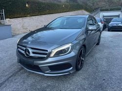 Grigio Usata 2015 Mercedes A200 Premium Tre volumi | 12.500 € (Buon prezzo)