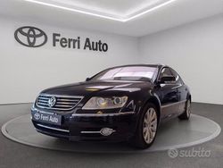 Blu Usata 2010 VW Phaeton Tre volumi | 9900 €