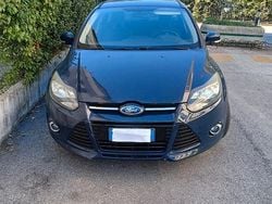Blu Usata 2014 Ford Focus Tre volumi | 7500 € (Cara)
