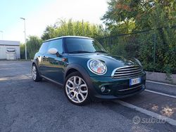 Verde Usata 2012 Mini Cooper Due volumi | 9500 € (Molto cara)