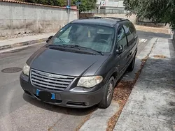 Usata 2005 Chrysler Grand Voyager Monovolume | 900 € (Super prezzo)