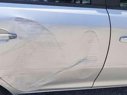 Usata 2014 Opel Corsa Tre volumi | 4999 € (Buon prezzo)