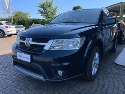 Blu scuro Usata 2014 Fiat Freemont Black Code SUV | 11.200 € (Buon prezzo)