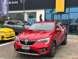 Rosso passion Usata 2023 Renault Arkana Techno SUV | 21.900 € (Buon prezzo)
