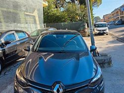 Usata 2022 Renault Clio V Zen Tre volumi | 10.800 €