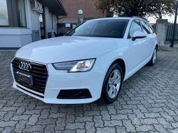 Bianco Usata 2016 Audi A4 Business Tre volumi | 13.300 € (Buon prezzo)