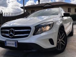 Bianco Usata 2015 Mercedes GLA180 Premium SUV | 15.500 € (Molto cara)