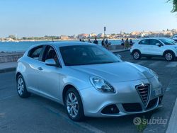 Grigio Usata 2013 Alfa Romeo Giulietta Due volumi | 8000 € (Cara)