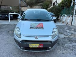 Grigio Usata 2011 Fiat Punto Evo Due volumi | 3700 € (Buon prezzo)