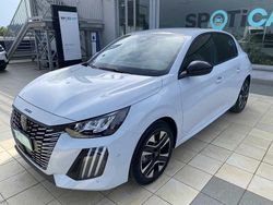 Bianco Nuova 2025 Peugeot 208 Allure Due volumi | 18.950 € (Cara)