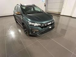 Verde Nuova 2025 Dacia Sandero Extreme Due volumi | 17.900 € (Buon prezzo)