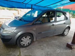 Usata 2005 Renault Scénic II Monovolume | 1000 € (Buon prezzo)