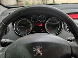 Usata 2008 Peugeot 308 Comfort Tre volumi | 4850 € (Buon prezzo)