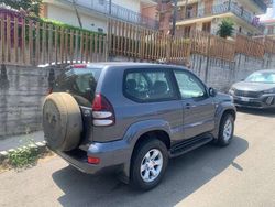 Grigio Usata 2007 Toyota Land Cruiser Sol SUV | 15.500 € (Buon prezzo)