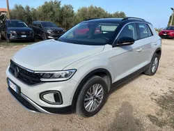 Nero Usata 2023 VW T-Roc Life SUV | 22.900 € (Buon prezzo)