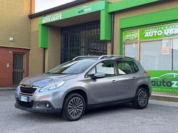 Grigio Usata 2015 Peugeot 2008 Allure SUV | 6900 € (Buon prezzo)
