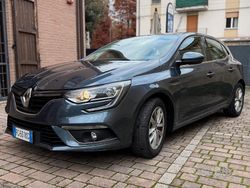 Blu/azzurro Usata 2016 Renault Mégane IV Zen Tre volumi | 5300 € (Super prezzo)