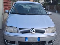 Grigio Usata 2000 VW Polo Tre volumi | 999 € (Ottimo prezzo)