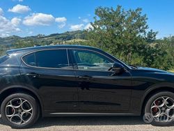 Nero Usata 2018 Alfa Romeo Stelvio Executive SUV | 22.000 € (Ottimo prezzo)