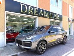 Antracite pastello Usata 2019 Porsche Cayenne SUV | 49.990 € (Super prezzo)