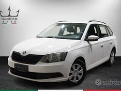 Bianco Usata 2015 Skoda Fabia Style Tre volumi | 6900 € (Buon prezzo)