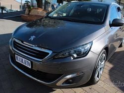 Grigio Usata 2017 Peugeot 308 GT-line Station wagon | 10.900 € (Buon prezzo)