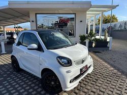 Bianco Usata 2019 Smart ForTwo Coupé Superpassion Due volumi | 14.499 € (Buon prezzo)