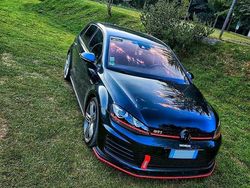 Usata 2017 VW Golf VII GTI Tre volumi | 20.000 €