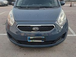 Blu Usata 2012 Kia Venga Due volumi | 5000 € (Buon prezzo)