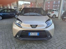 Ginger beige & black Usata 2023 Toyota Aygo X Lounge SUV | 16.300 € (Buon prezzo)