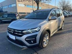 Argento Usata 2022 Dacia Jogger Comfort Monovolume | 14.390 € (Buon prezzo)
