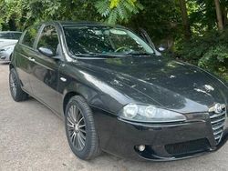 Nero Usata 2006 Alfa Romeo 147 Due volumi | 2700 €