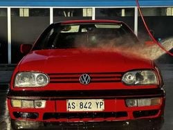 Usata 1998 VW Golf IV Edition Tre volumi | 10.000 € (Cara)