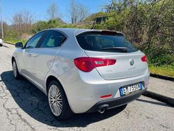 Usata 2012 Alfa Romeo Giulietta Exclusive Due volumi | 10.500 € (Molto cara)