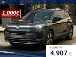 Grenadill black metallizzato Nuova 2025 VW Tiguan Edition SUV | 42.700 € (Buon prezzo)