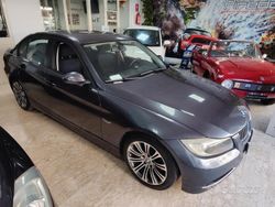 Grigio Usata 2006 BMW 320 Tre volumi | 3900 € (Buon prezzo)