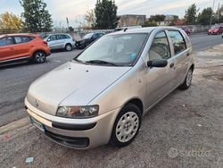 Grigio Usata 2003 Fiat Punto Tre volumi | 2200 € (Buon prezzo)