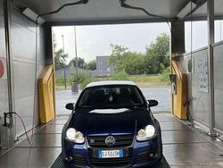 Usata 2007 VW Golf V Sportline Tre volumi | 3500 € (Buon prezzo)