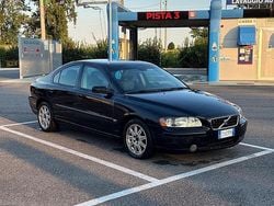 Nero Usata 2005 Volvo S60 Tre volumi | 1650 €