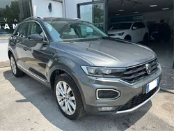 Indium grey Usata 2020 VW T-Roc Advance SUV | 20.500 € (Buon prezzo)
