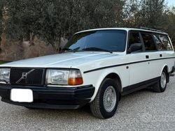 Bianco Usata 1990 Volvo 240 Station wagon | 8900 €
