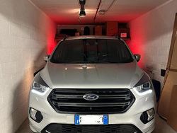 Usata 2019 Ford Kuga ST-Line SUV | 17.500 € (Cara)