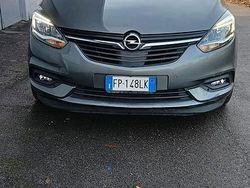 Grigio Usata 2018 Opel Zafira Monovolume | 13.500 € (Buon prezzo)