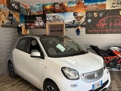 Bianco Usata 2016 Smart ForFour Passion Due volumi | 7999 € (Buon prezzo)
