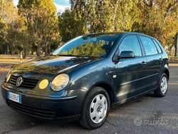 Grigio Usata 2005 VW Polo Due volumi | 2199 € (Buon prezzo)